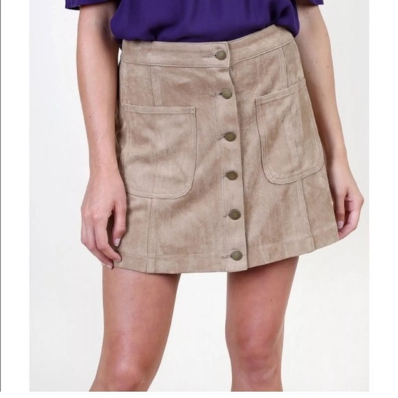 Altar'd State Tan Faux Suede Button Front 2 Pocket Snap Women's Skirt Size M - Picture 1 of 7